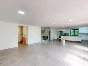 Prodej rodinného domu, Ivaň, 319 m2