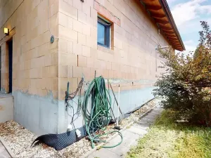 Prodej rodinného domu, Ivaň, 319 m2
