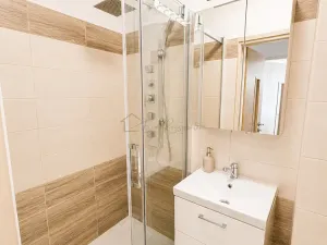 Pronájem bytu 1+1, Kroměříž, Tovačovského, 28 m2