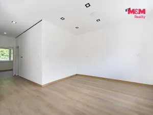 Prodej rodinného domu, Dasnice, 77 m2