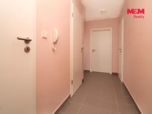 Pronájem bytu 2+kk, Nupaky, U Školky, 50 m2