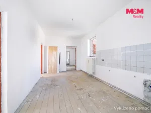 Prodej komerční nemovitosti, Kynšperk nad Ohří, Nádražní, 1300 m2
