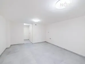 Prodej skladu, Praha - Vinohrady, Kouřimská, 26 m2