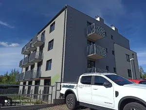 Pronájem bytu 1+kk, Milovice, Topolová, 25 m2