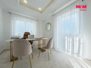 Prodej rodinného domu, Šestajovice, U Váhy, 356 m2