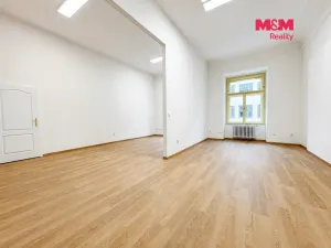 Pronájem kanceláře, Praha - Vinohrady, náměstí Míru, 74 m2
