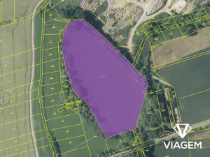 Prodej podílu pozemku, Chářovice, 1595 m2