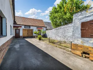Prodej rodinného domu, Líšťany, V Poustkách, 61 m2