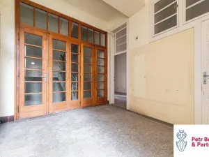 Prodej obchodního prostoru, Rakovník, Husovo náměstí, 622 m2