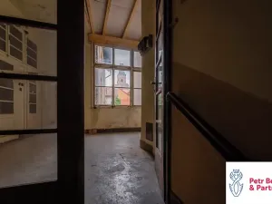Prodej obchodního prostoru, Rakovník, Husovo náměstí, 622 m2