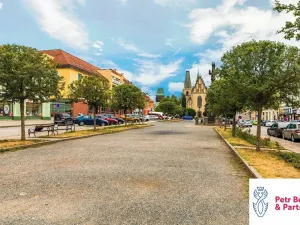 Prodej obchodního prostoru, Rakovník, Husovo náměstí, 622 m2