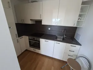 Prodej bytu 2+kk, Praha - Vršovice, Moskevská, 74 m2
