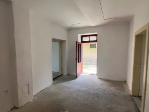 Prodej rodinného domu, Břehy, Bahníkova, 198 m2