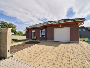 Prodej rodinného domu, Postřižín, Lišková, 150 m2