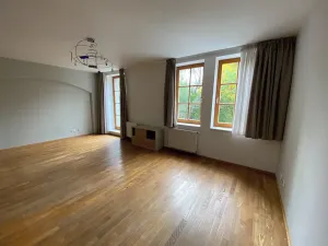 Pronájem bytu 3+1, Praha - Vršovice, Rybalkova, 91 m2
