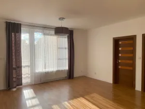 Pronájem bytu 3+kk, Praha - Čakovice, Bermanova, 56 m2