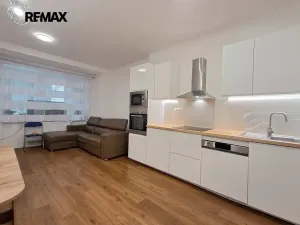 Prodej bytu 3+kk, Praha - Dejvice, Koulova, 60 m2