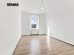 Pronájem bytu 2+kk, Plzeň, Skvrňanská, 50 m2