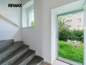 Pronájem bytu 2+kk, Plzeň, Skvrňanská, 50 m2
