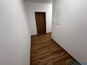 Pronájem bytu 2+kk, Dašice, U Kasáren, 51 m2