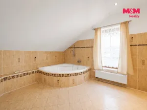Prodej bytu 3+1, Praha - Újezd nad Lesy, Svojšická, 132 m2