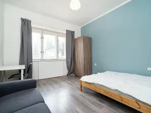 Pronájem bytu 2+1, Praha, Jičínská, 38 m2