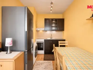 Prodej bytu 2+kk, Praha - Prosek, Vysočanská, 38 m2