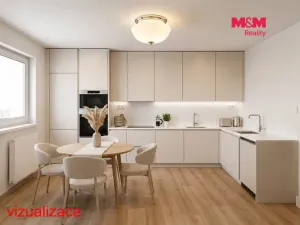 Prodej rodinného domu, Hluboké, 108 m2