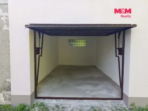 Prodej rodinného domu, Hluboké, 108 m2