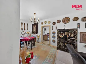 Prodej rodinného domu, Uzeničky - Černívsko, 163 m2