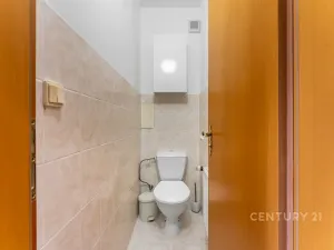 Prodej bytu 2+kk, Praha - Újezd nad Lesy, Velebného, 56 m2