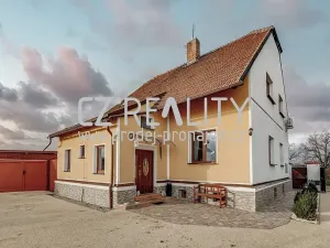 Prodej komerční nemovitosti, Pečky, 345 m2