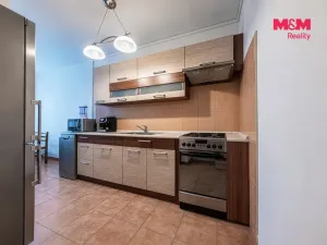 Prodej bytu 3+1, Praha, Neustupného, 81 m2