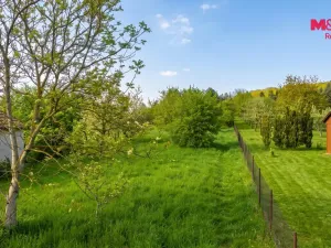 Prodej pozemku pro bydlení, Vlkava, Na Bahýnkách, 2660 m2