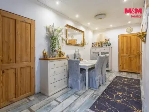 Prodej rodinného domu, Měcholupy - Želeč, 424 m2