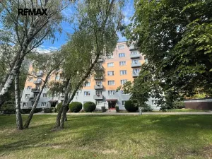 Pronájem bytu 2+1, Kladno, Litevská, 62 m2