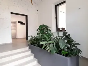 Pronájem atypického bytu, Hradec Králové - Kukleny, Pražská třída, 30 m2