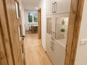 Pronájem bytu 2+1, Praha - Strašnice, Věšínova, 68 m2
