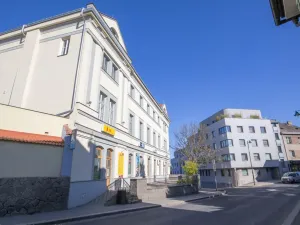 Pronájem obchodního prostoru, Říčany, 17. listopadu, 61 m2