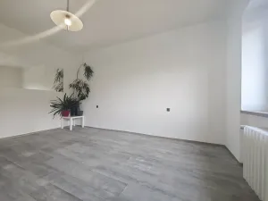 Pronájem bytu 2+1, Vsetín, Na Kamencoch, 56 m2