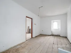 Pronájem činžovního domu, Děčín, Křížová, 80 m2