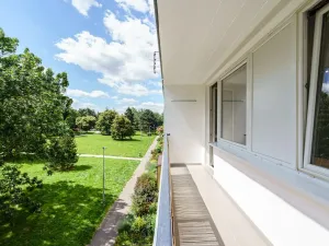 Prodej bytu 1+kk, Praha - Prosek, Veltruská, 33 m2