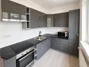 Prodej bytu 2+1, Chodov, Hlavní, 54 m2