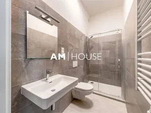 Pronájem bytu 1+kk, Praha - Karlín, Urxova, 30 m2