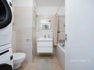 Pronájem bytu 2+kk, Praha - Hrdlořezy, Učňovská, 51 m2