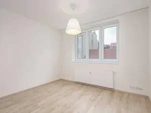 Pronájem bytu 3+1, Praha - Vršovice, Rostovská, 80 m2