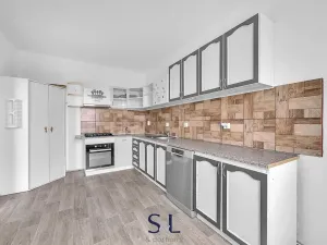 Prodej bytu 4+1, Česká Lípa, Hradecká, 98 m2