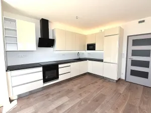 Prodej bytu 3+kk, Praha - Strašnice, Strančická, 138 m2