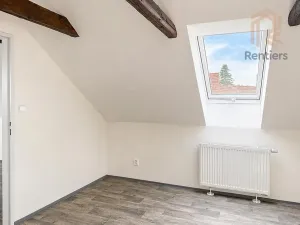 Prodej rodinného domu, Rostoklaty, 145 m2