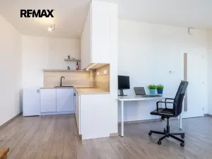 Prodej bytu 2+kk, Praha - Strašnice, Limuzská, 52 m2